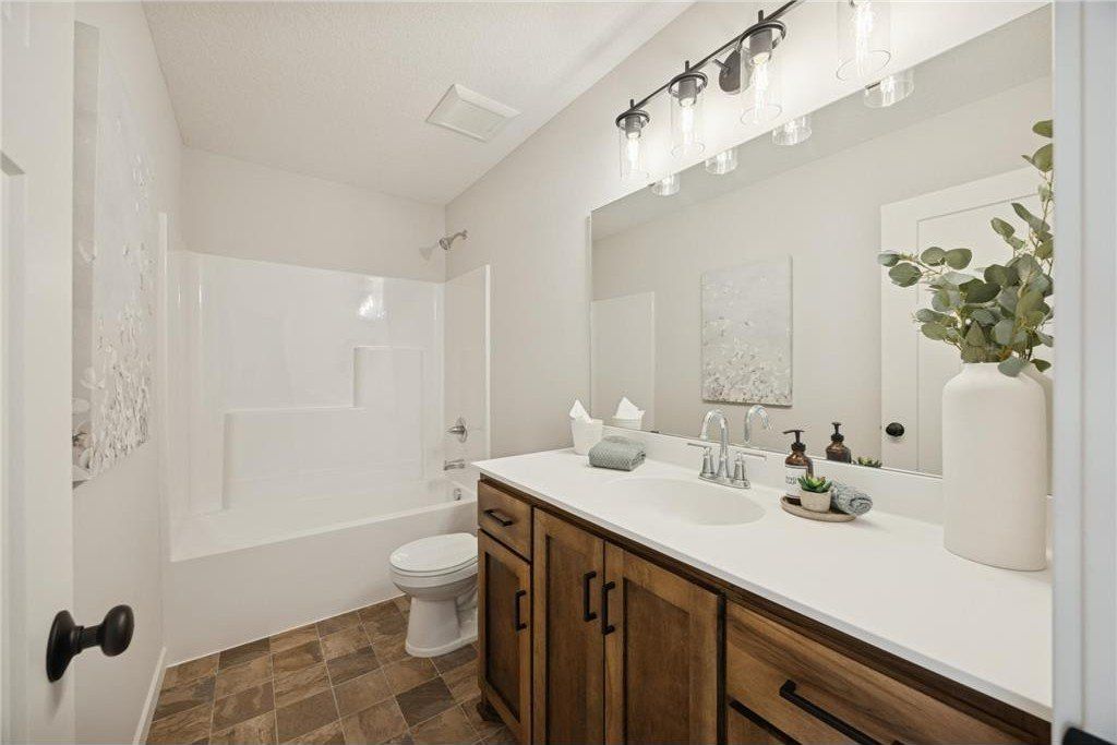 1108 45Th Avenue Ne. Saint Cloud, MN 56304