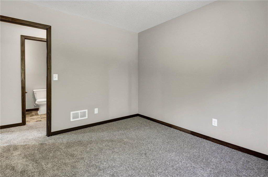 300 Kira Court. Paynesville, MN 56362