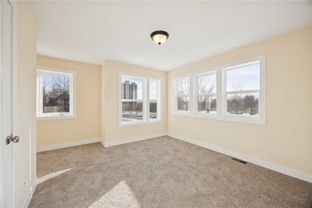 2125 James Avenue N. Minneapolis, MN 55411