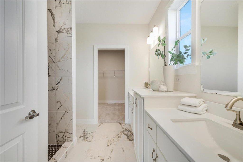 13822 Arrowhead Way. Rosemount, MN 55068