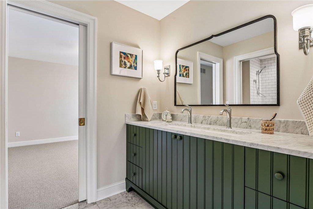 5224 Oaklawn Avenue. Edina, MN 55424