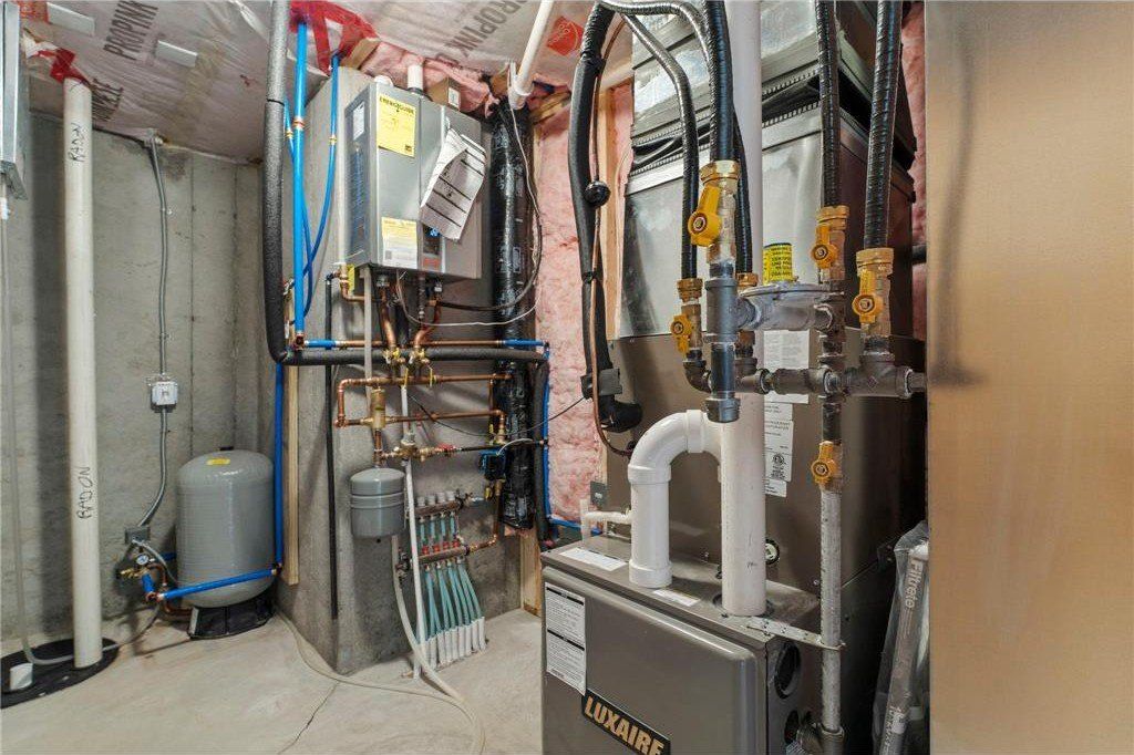 4992 W Birchview Road. Grasston, MN 55030
