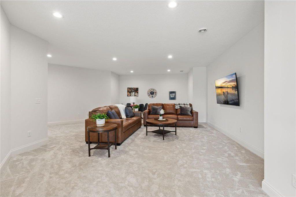 19820 Henning Avenue. Lakeville, MN 55044