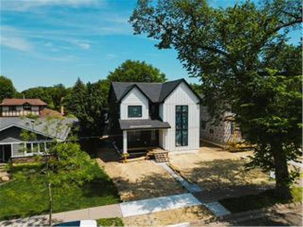 3841 Xerxes Avenue S. Minneapolis, MN 55410