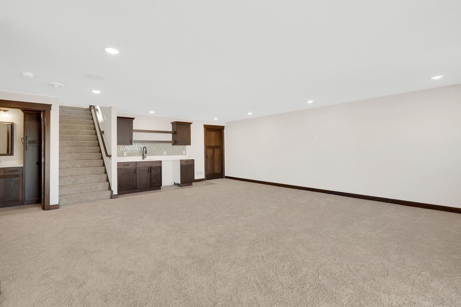 13842 Arrowhead Way. Rosemount, MN 55068