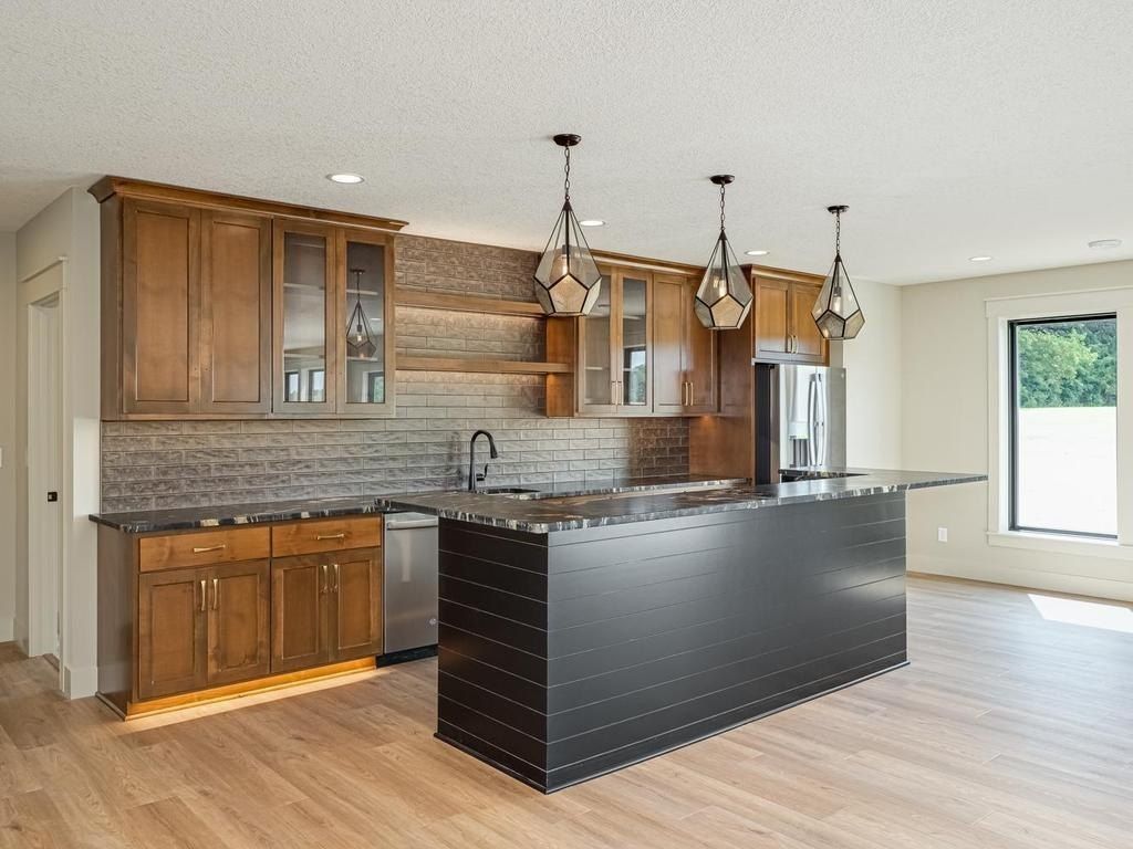 16782 Ward Lake Drive Nw. Andover, MN 55304