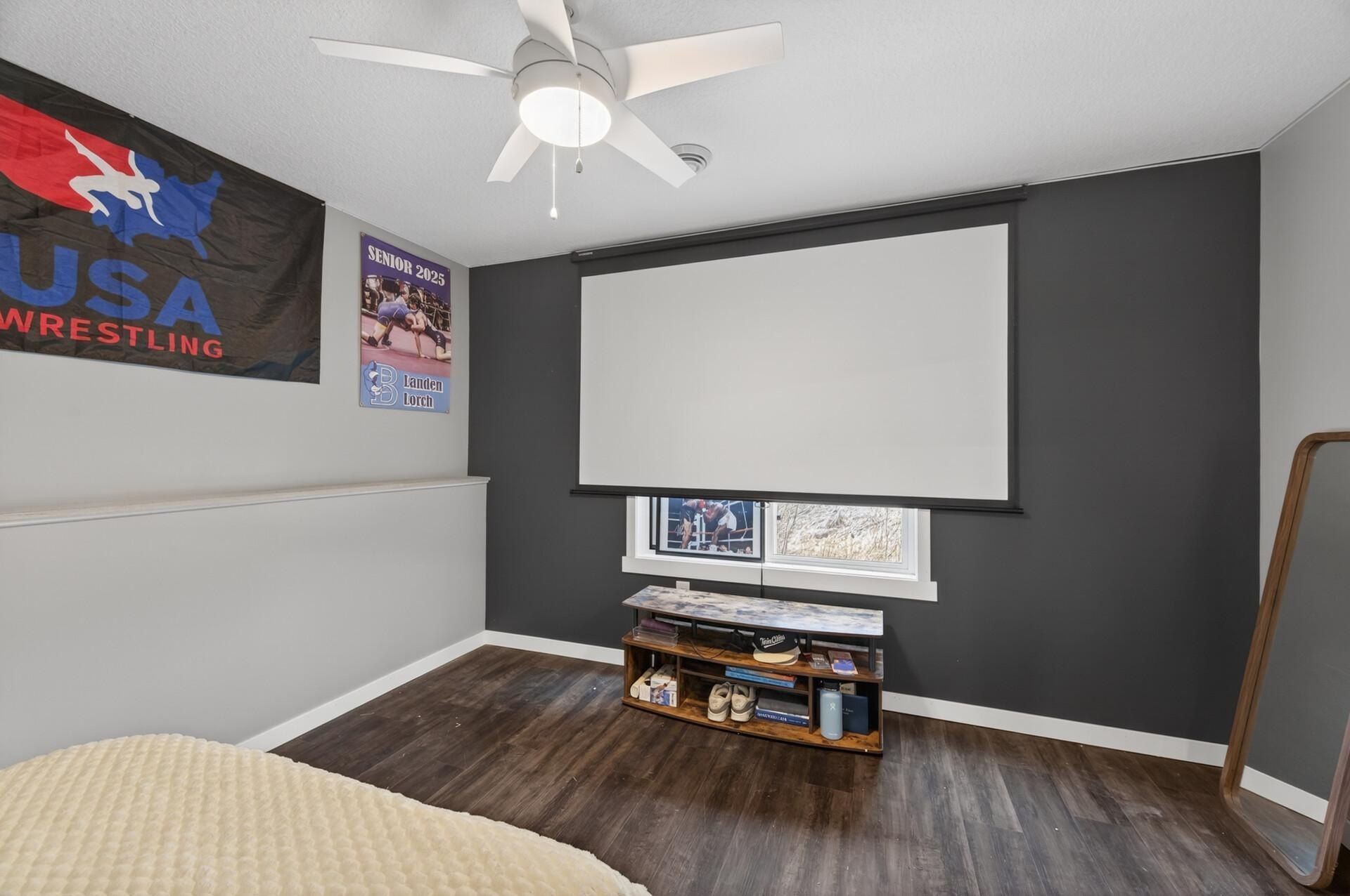18753 Orchid Street Nw. Oak Grove, MN 55303