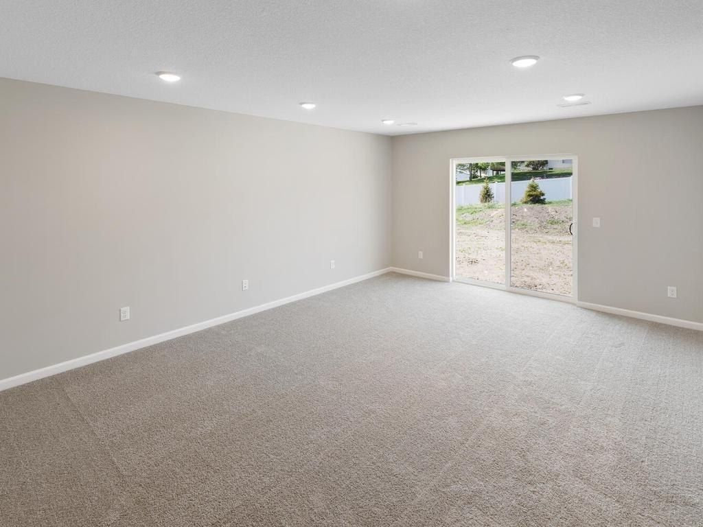 25860 Emerson Court. Wyoming, MN 55092