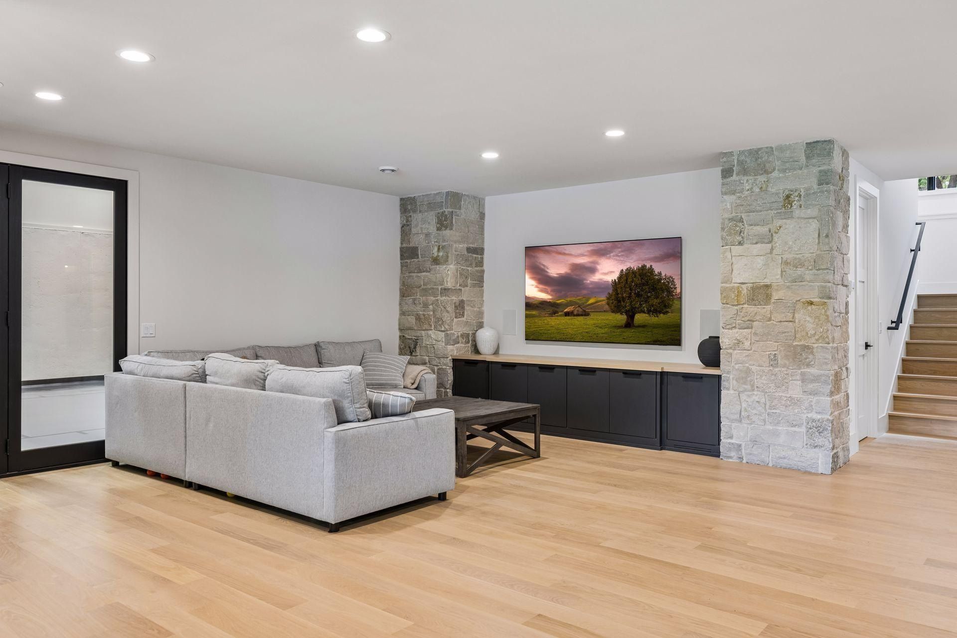 2980 Washta Bay Court. Chanhassen, MN 55331