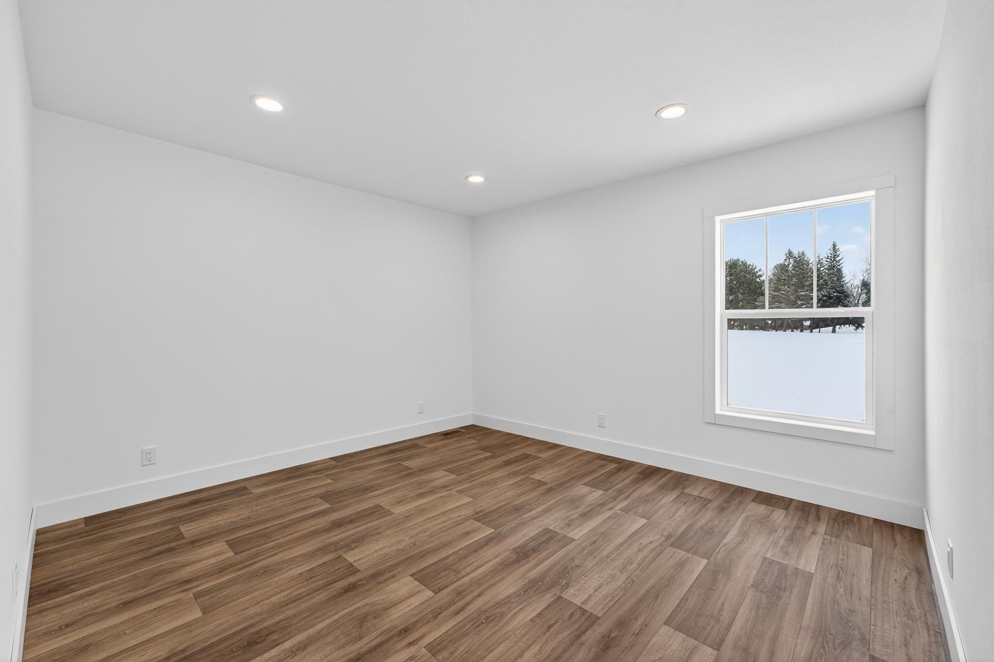 18980 Island View. Mora, MN 55051
