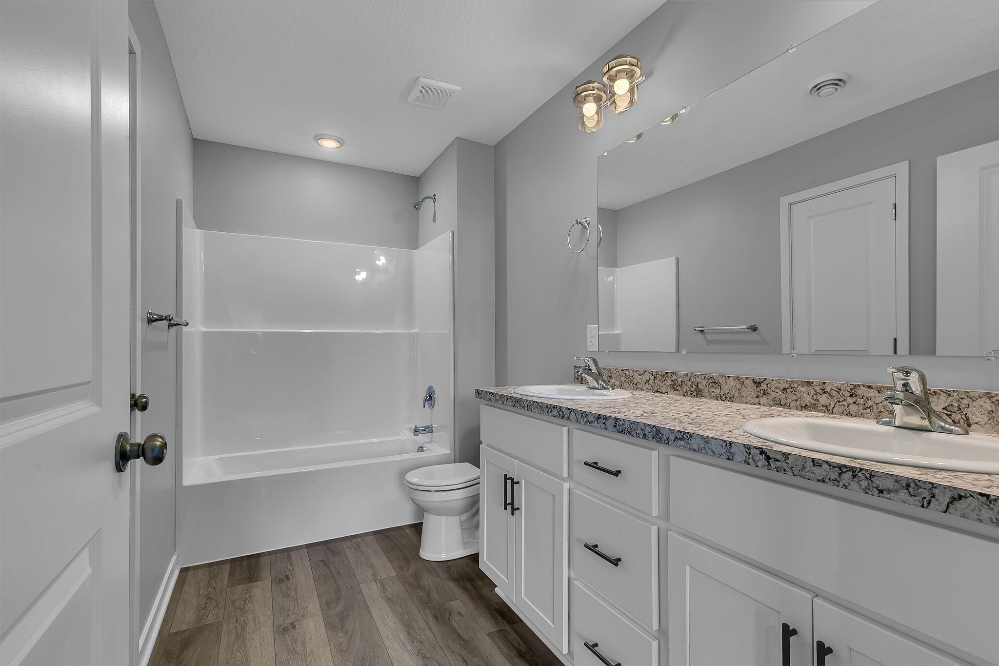 24289 Forest View Circle. Saint Augusta, MN 56301