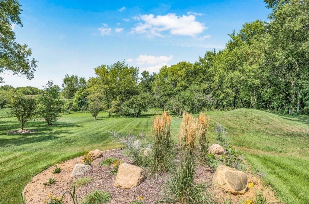 9414 Us12. Independence, MN 55328