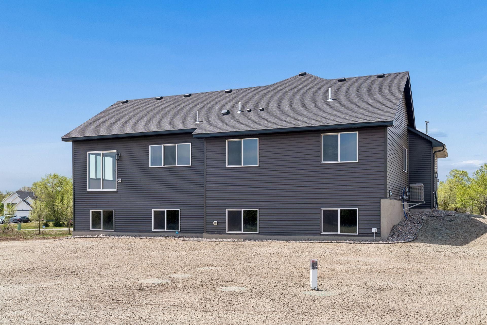 22890 Zion Parkway Nw. Minneapolis, MN 55448