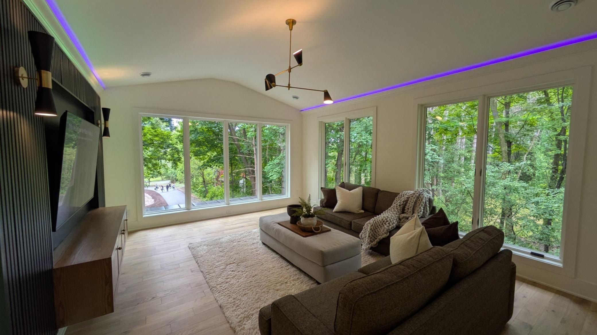 305 North Shore Drive. Minnetrista, MN 55364