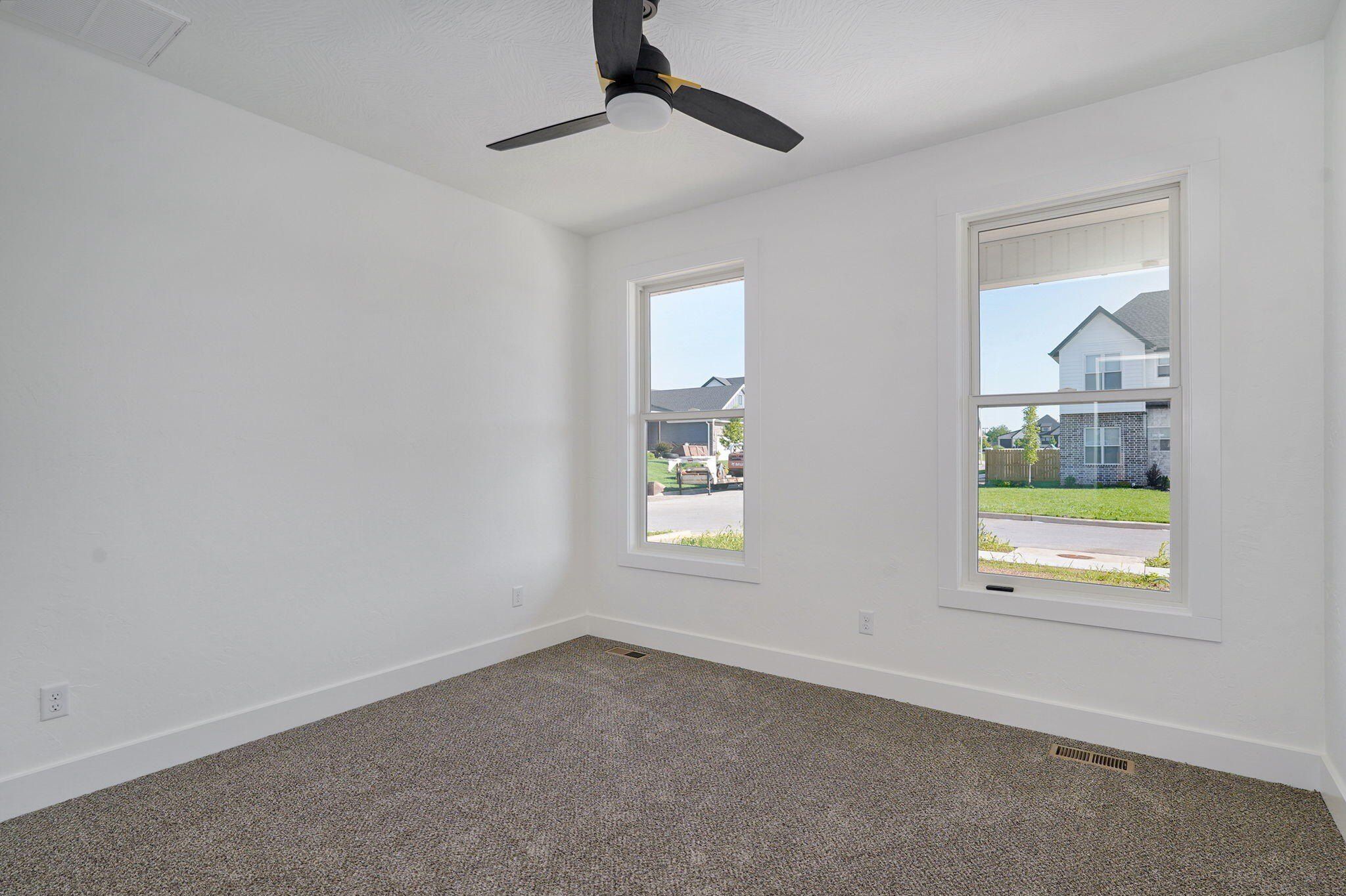 3048 W Teton Drive. Springfield, MO 65810