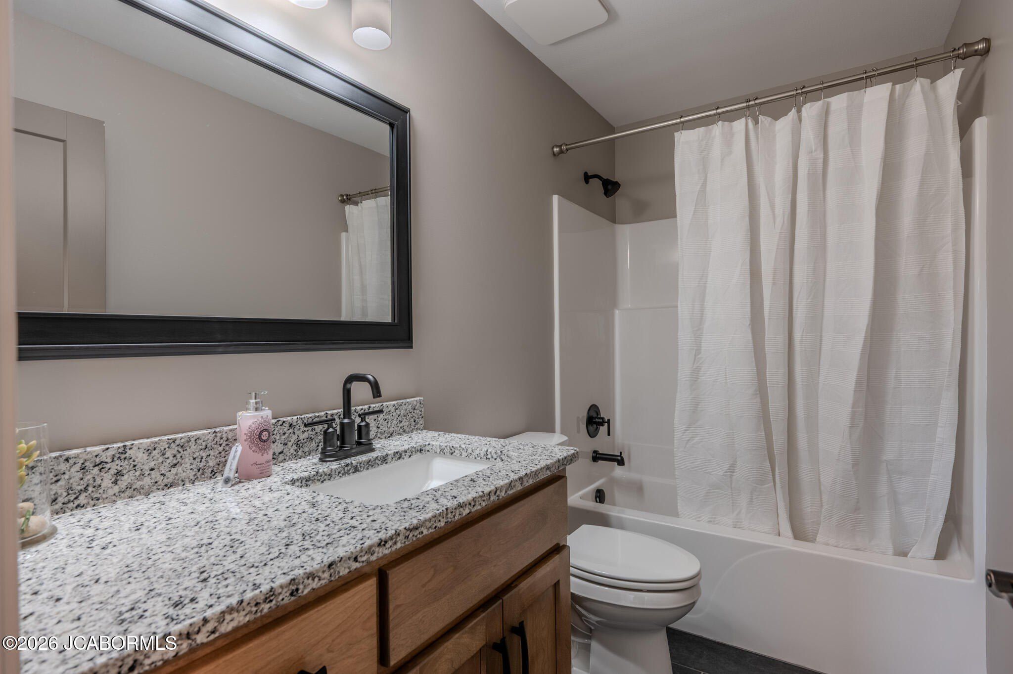 2703 Renns Lake Road. Jefferson City, MO 65109