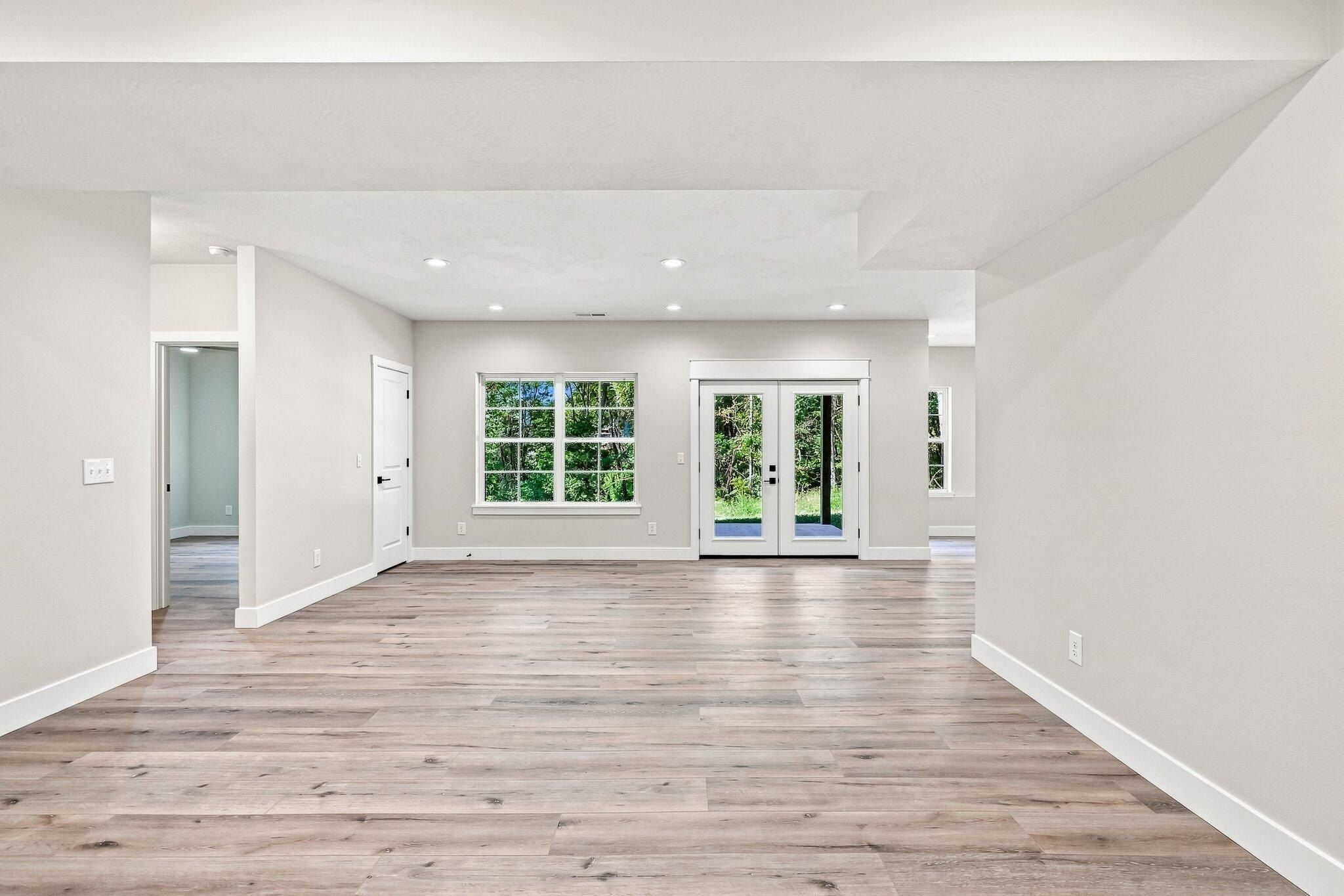 303 Crystal Valley Road. Clever, MO 65631