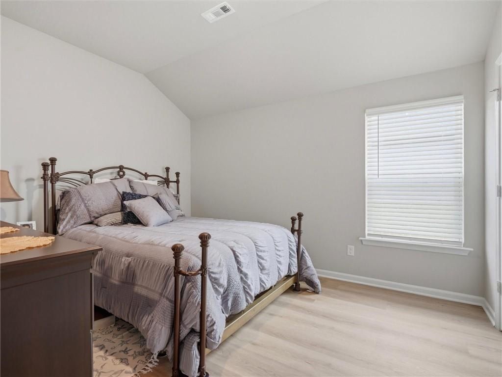 7920 Se 5Th Terrace. Blue Springs, MO 64014