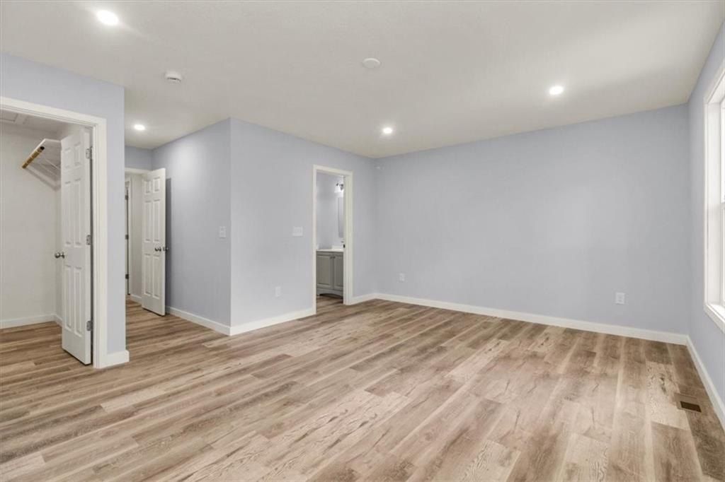 1103 S Kings Highway. Independence, MO 64050