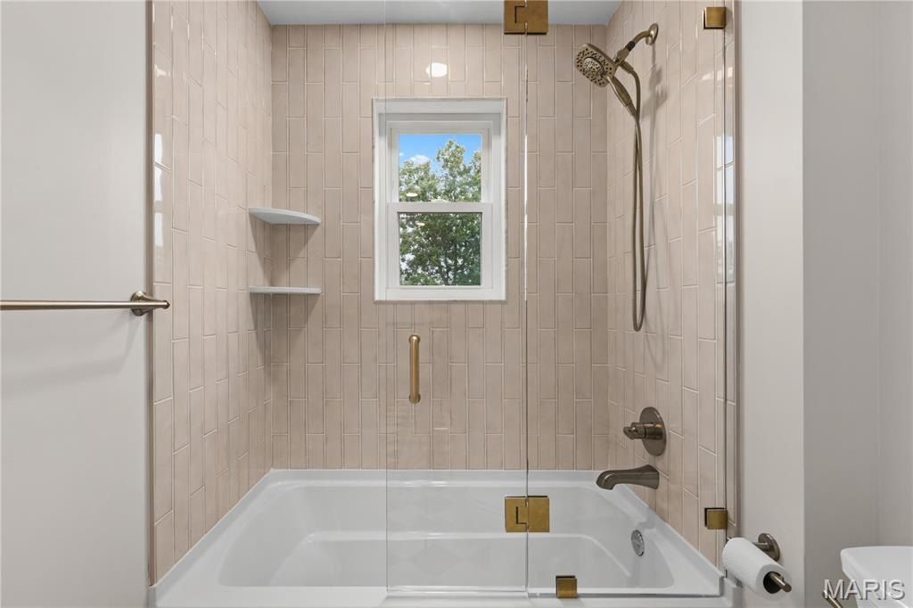 674 Grand View Ridge Court. Eureka, MO 63025