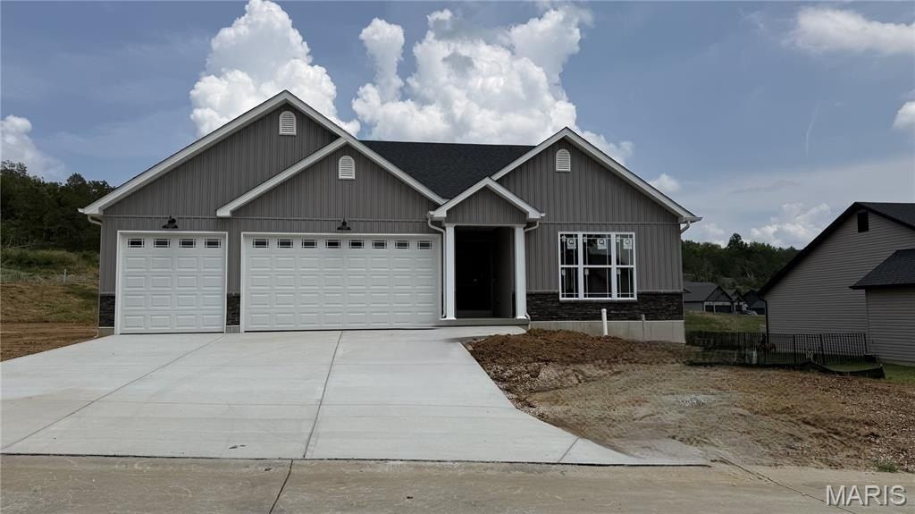 1522 Louisiana Drive. Herculaneum, MO 63048