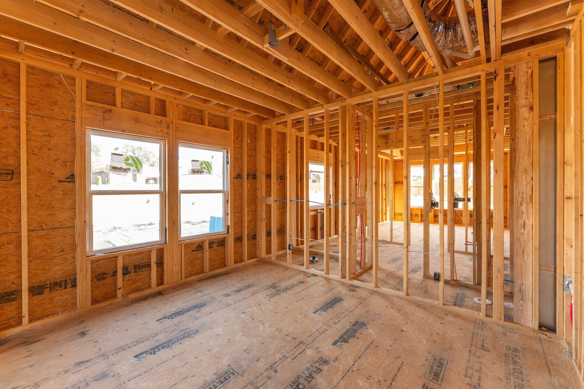 1860 E Skyline Avenue. Ozark, MO 65721