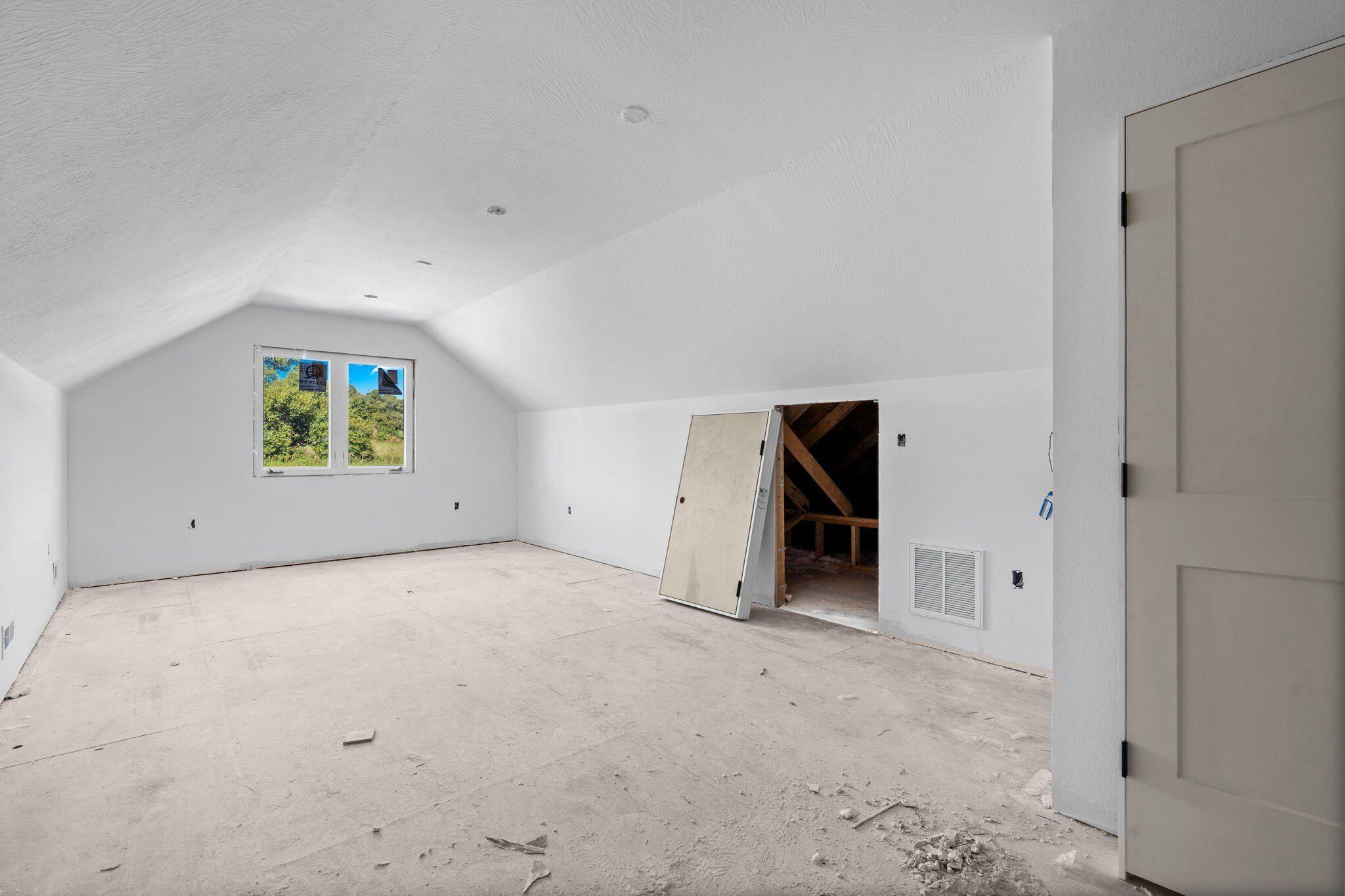 1632 Wonderview. Springfield, MO 65802