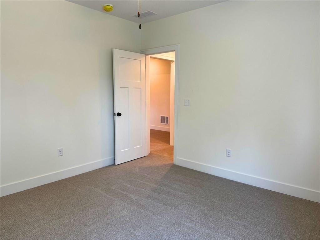 503 Nw 110Th Street. Kansas City, MO 64155
