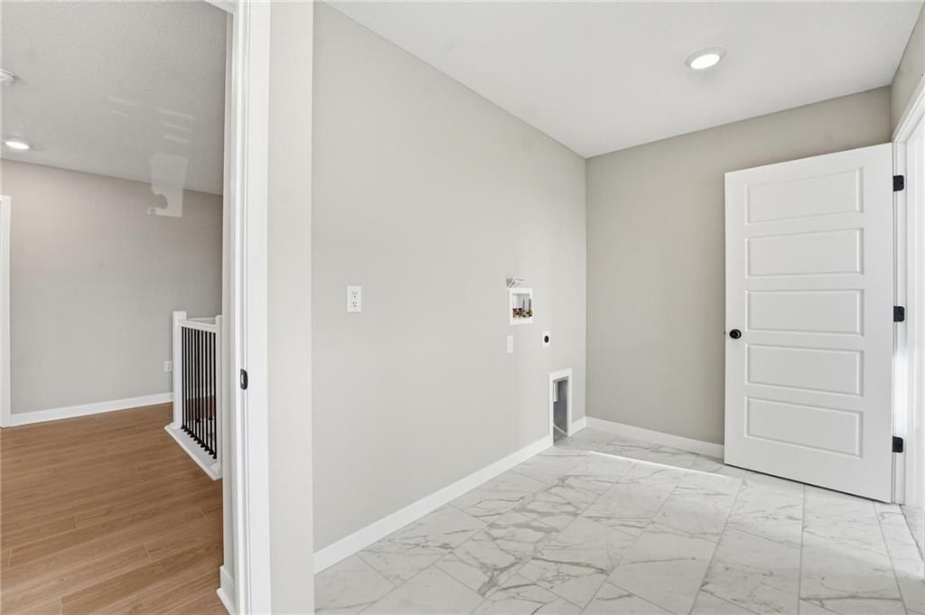 1520 Se Sweet Root Drive. Lees Summit, MO 64081