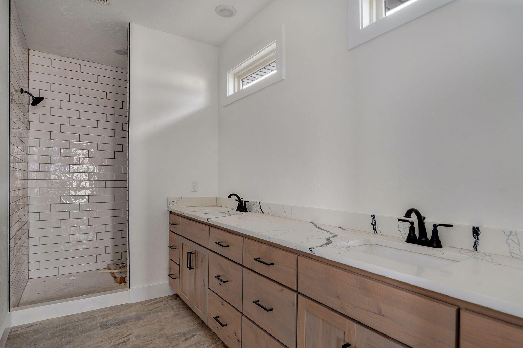 2975 W Marty Street. Springfield, MO 65810