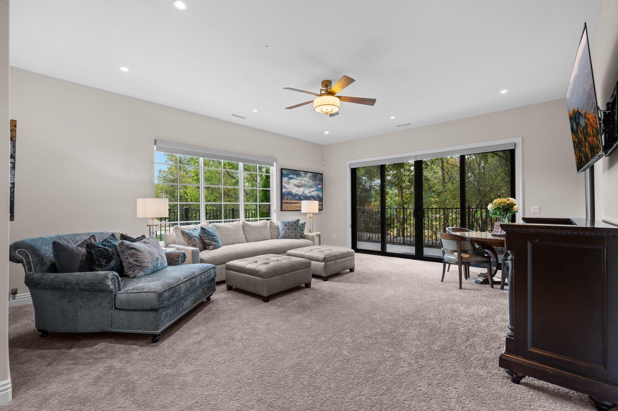 5705 S Castlebay Drive. Springfield, MO 65809
