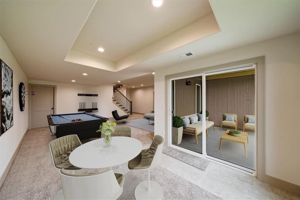 4012 Ne Chapel Ridge Place. Lees Summit, MO 64064
