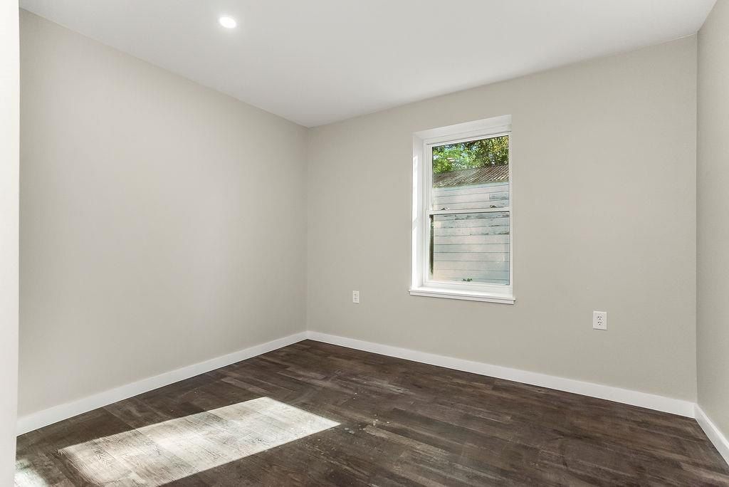 612 W Pine Street. Butler, MO 64730