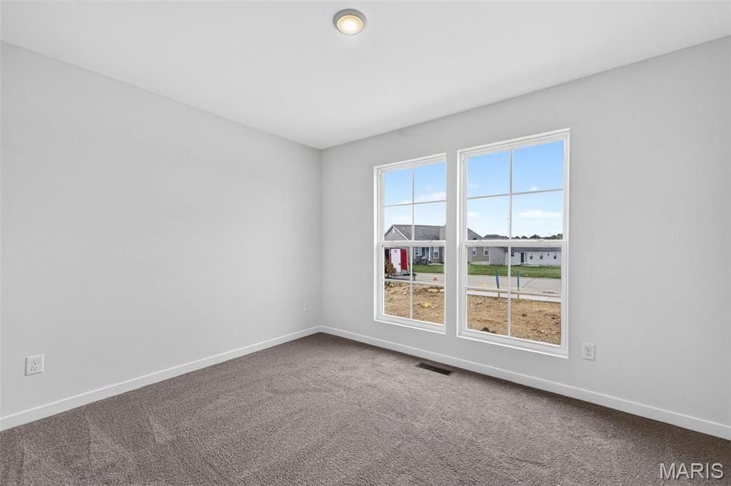 1041 Park Hills Parkway. Troy, MO 63379