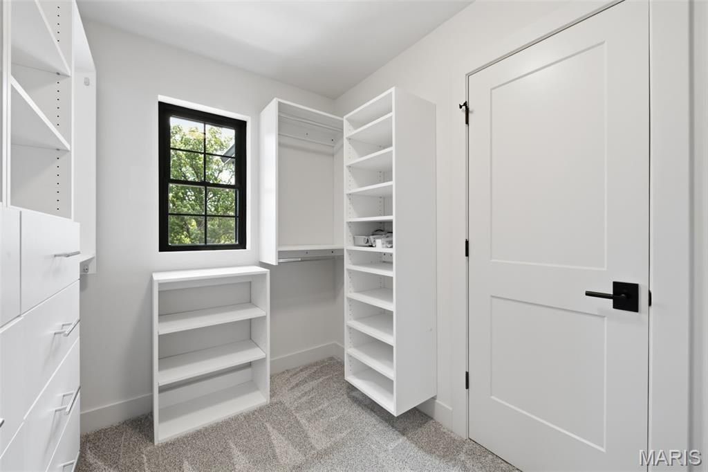 6803 Nashville Avenue. Saint Louis, MO 63139