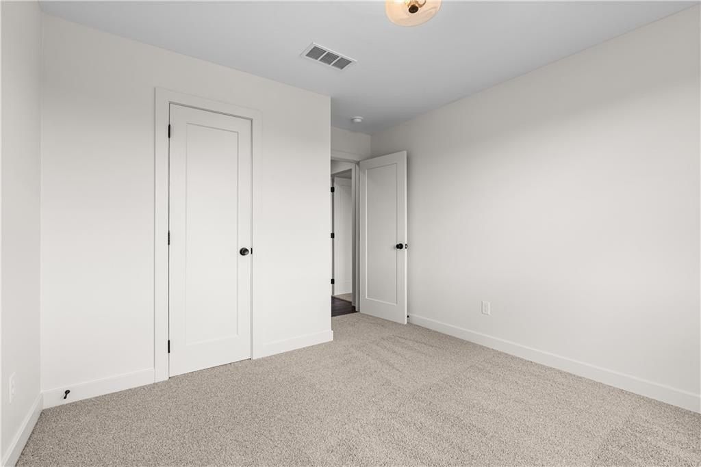 2200 Se Oak Ridge Drive. Oak Grove, MO 64075