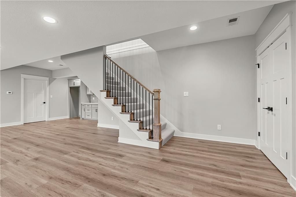 12203 S Eagle Crest Drive. Lees Summit, MO 64086