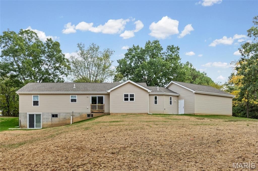 41 Mar Pat Drive. Wentzville, MO 63385