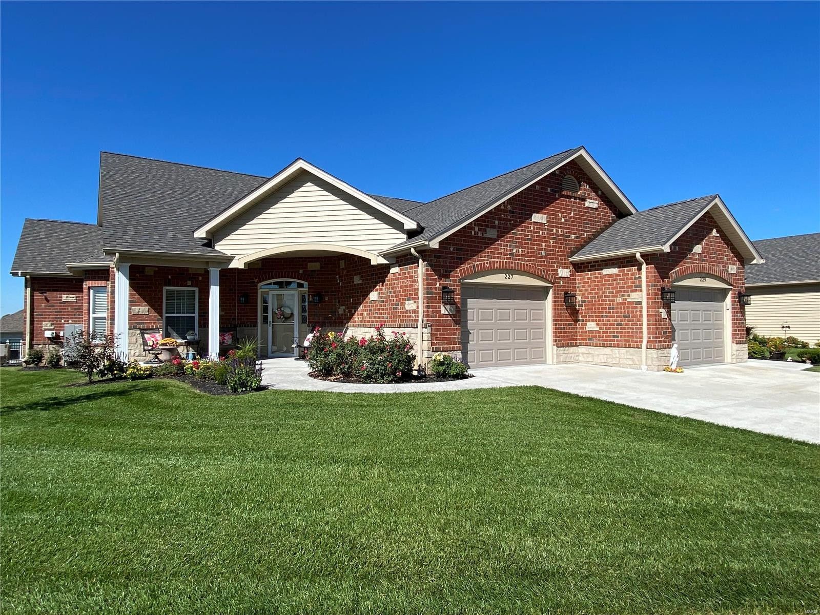 19 Santa Elena. Wentzville, MO 63385