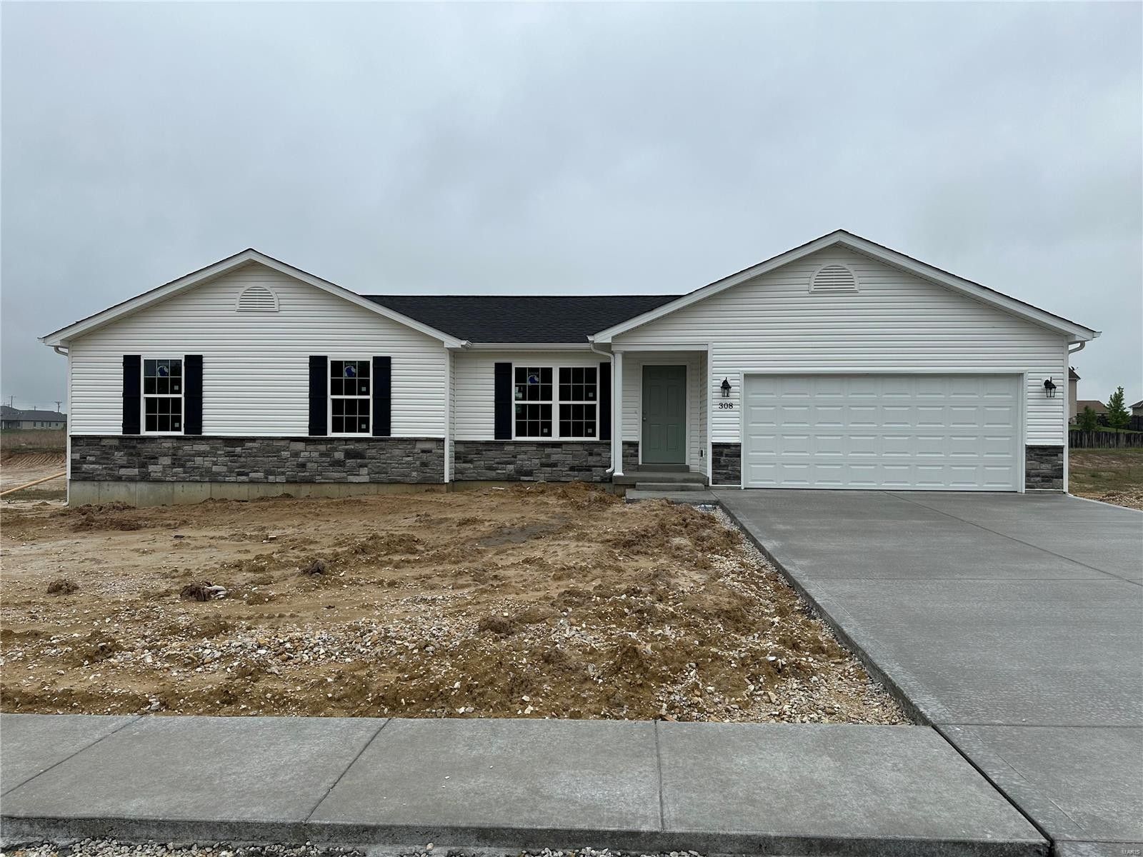 191 Rivers Edge Drive. Moscow Mills, MO 63362