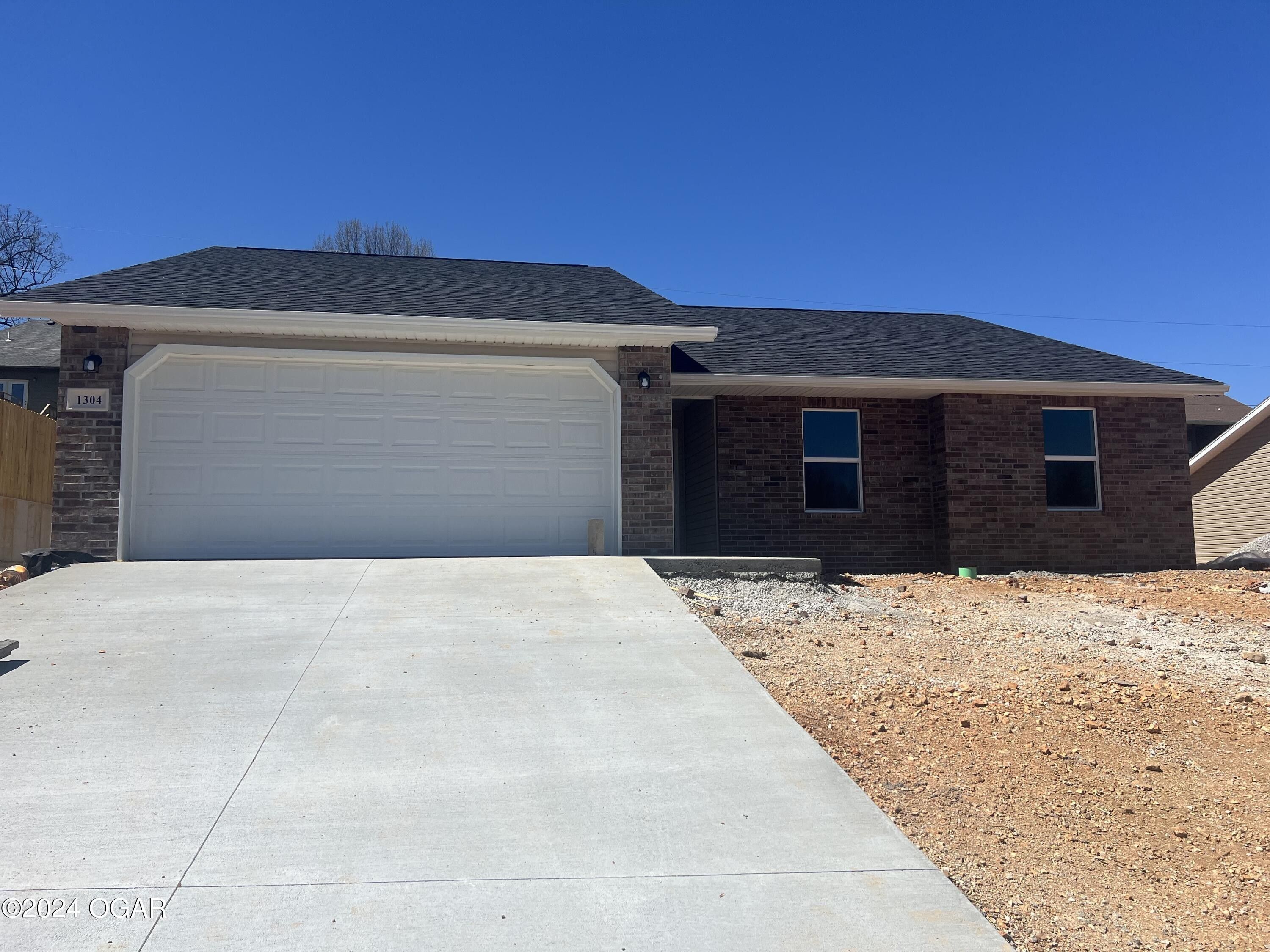 1304 Justin Trail. Neosho, MO 64850