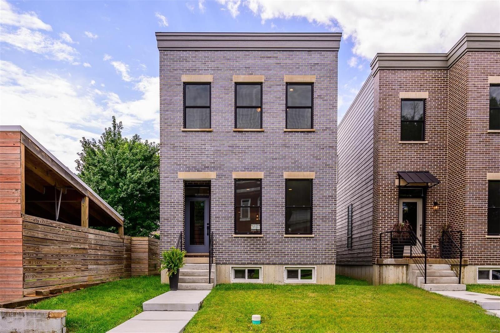 4212 Norfolk Avenue. Saint Louis, MO 63110