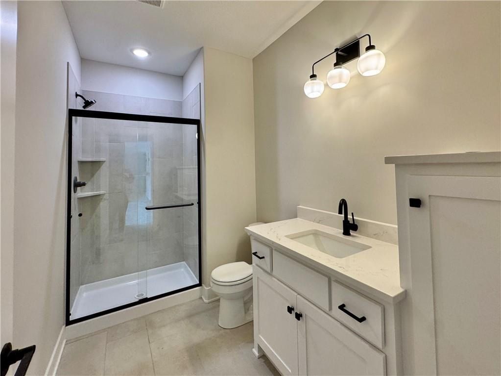 4714 Sienna Ridge. Riverside, MO 64150