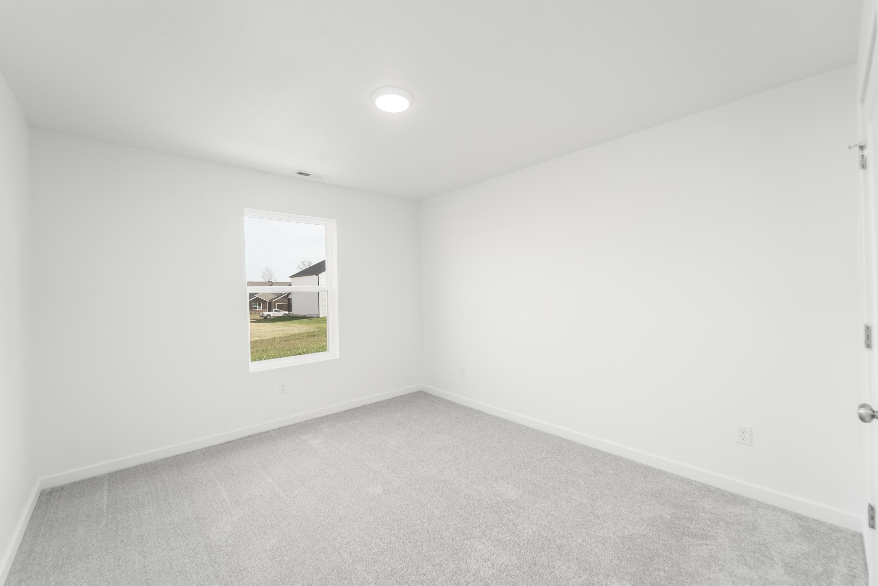 1722 N Hawthorne Place. Brookline, MO 65619