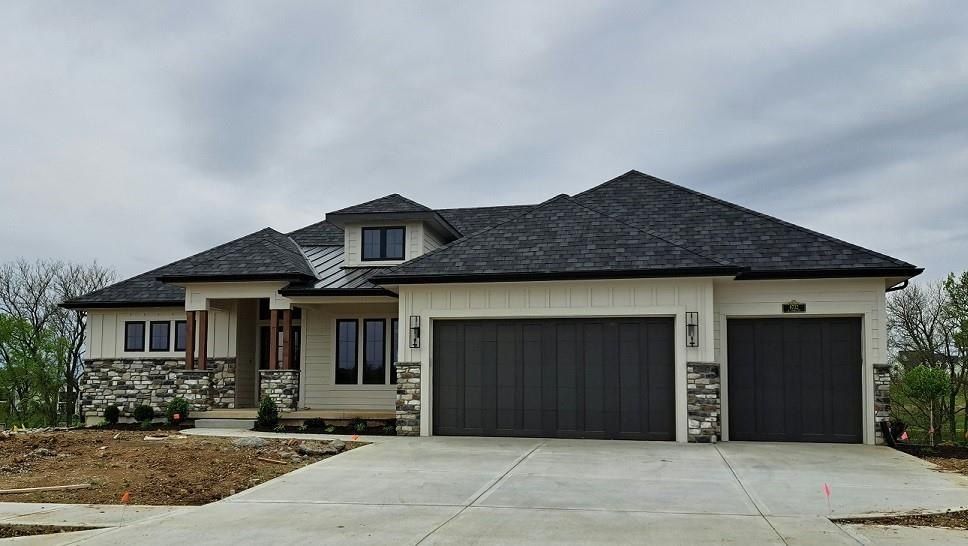 8732 N Lewis Avenue. Kansas City, MO 64157