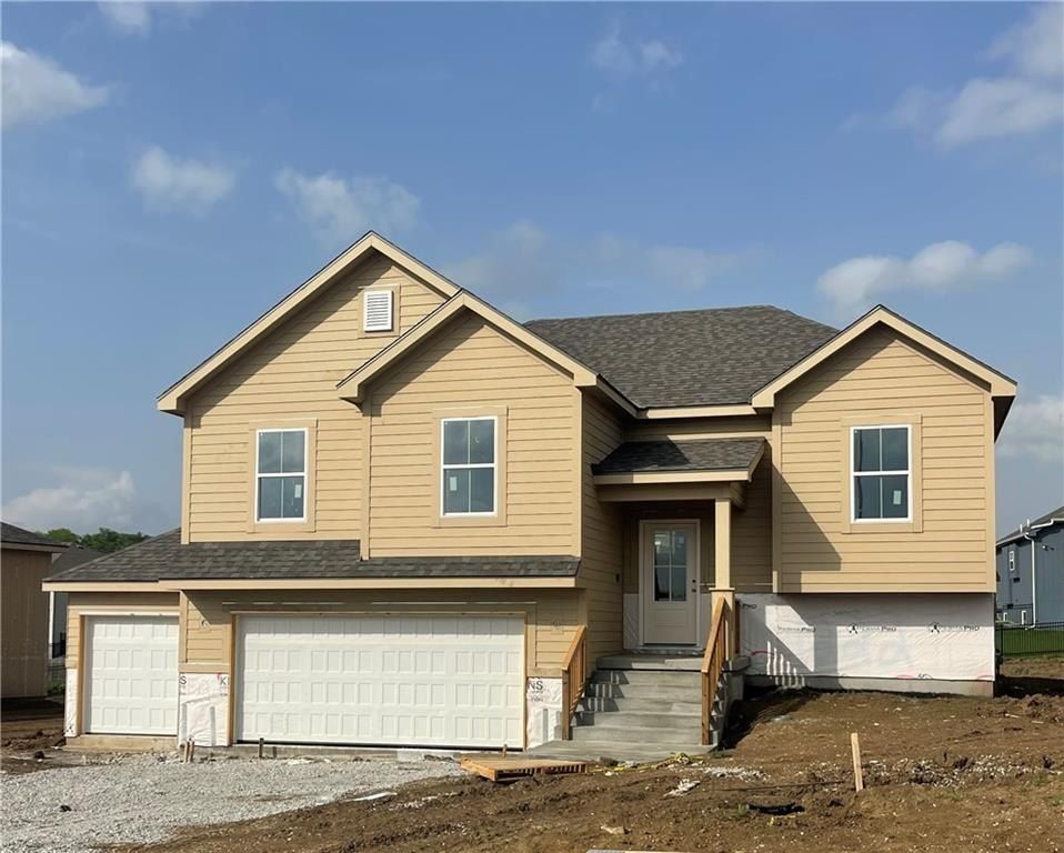 1222 Ne 122Nd Street. Kansas City, MO 64165