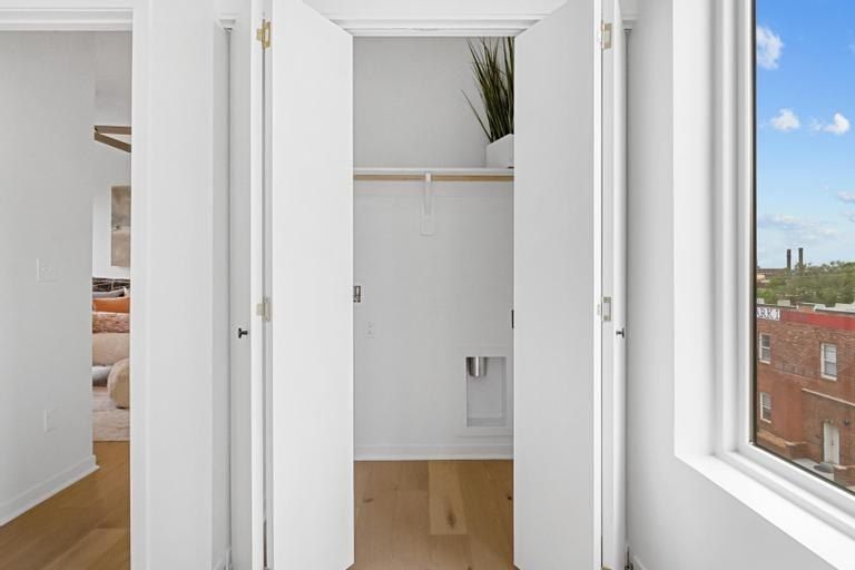 1033 Pacific Street. Kansas City, MO 64106