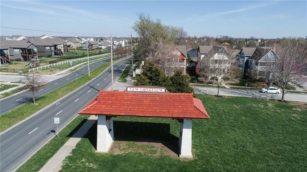 3262 Sw Pergola Park Drive. Lees Summit, MO 64081