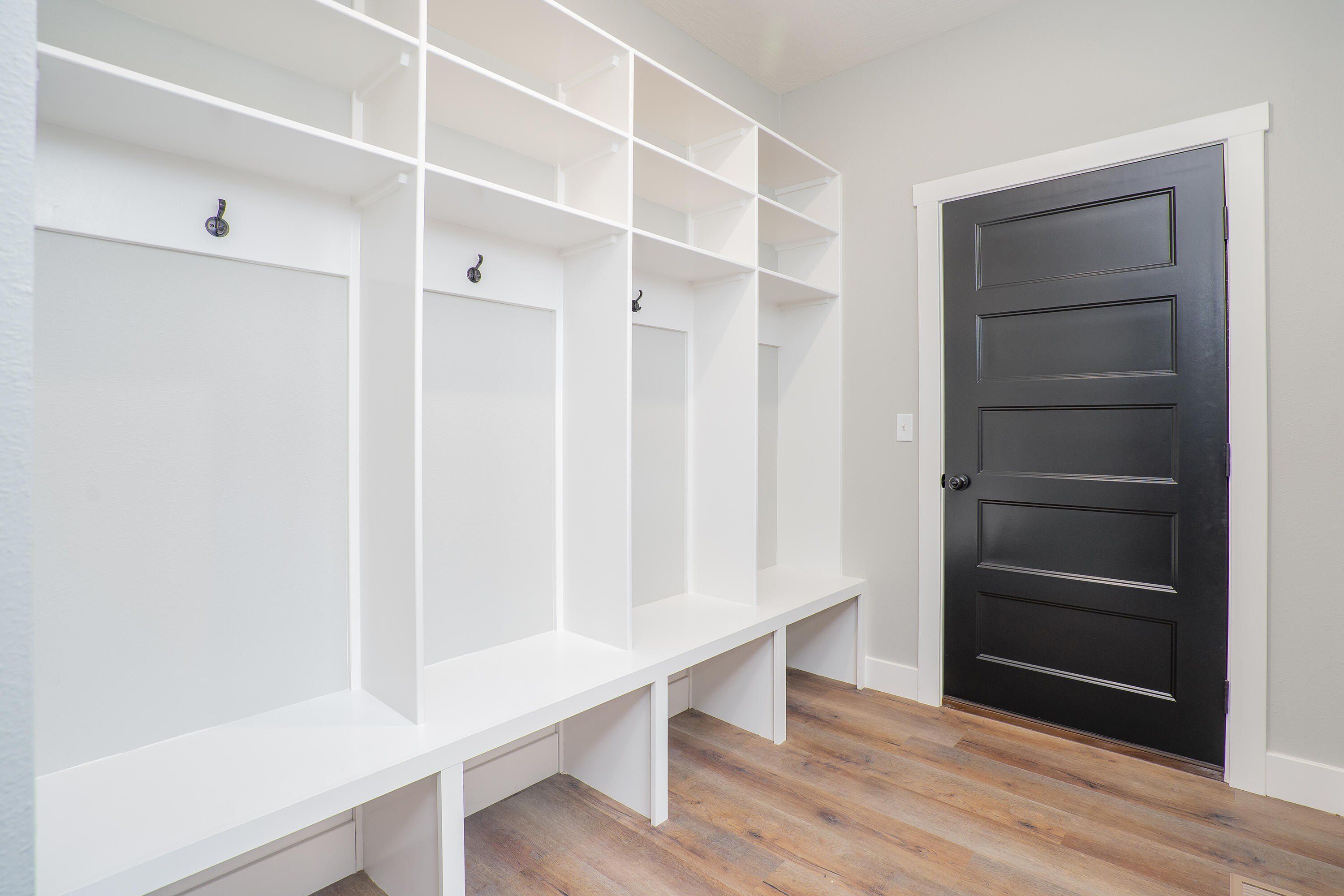 2033 E Will Street. Republic, MO 65738