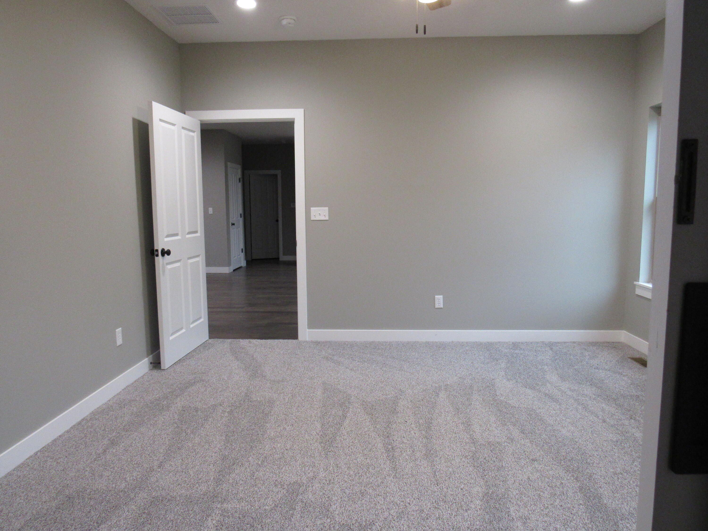 748 Birdsong Lane. Marshfield, MO 65706